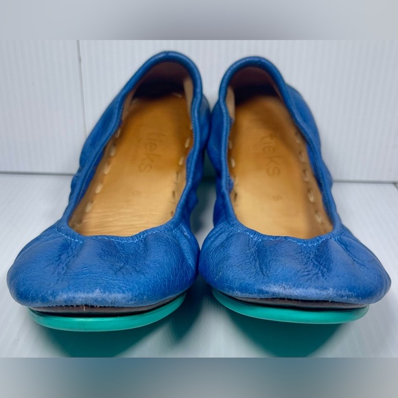Tieks by Gavrieli - Classic Flats - Women's Size 6 - Cobalt Blue Leather - Picture 2 of 5
